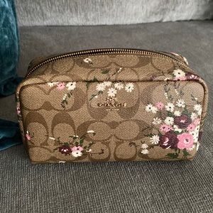 Coach small cosmetic case